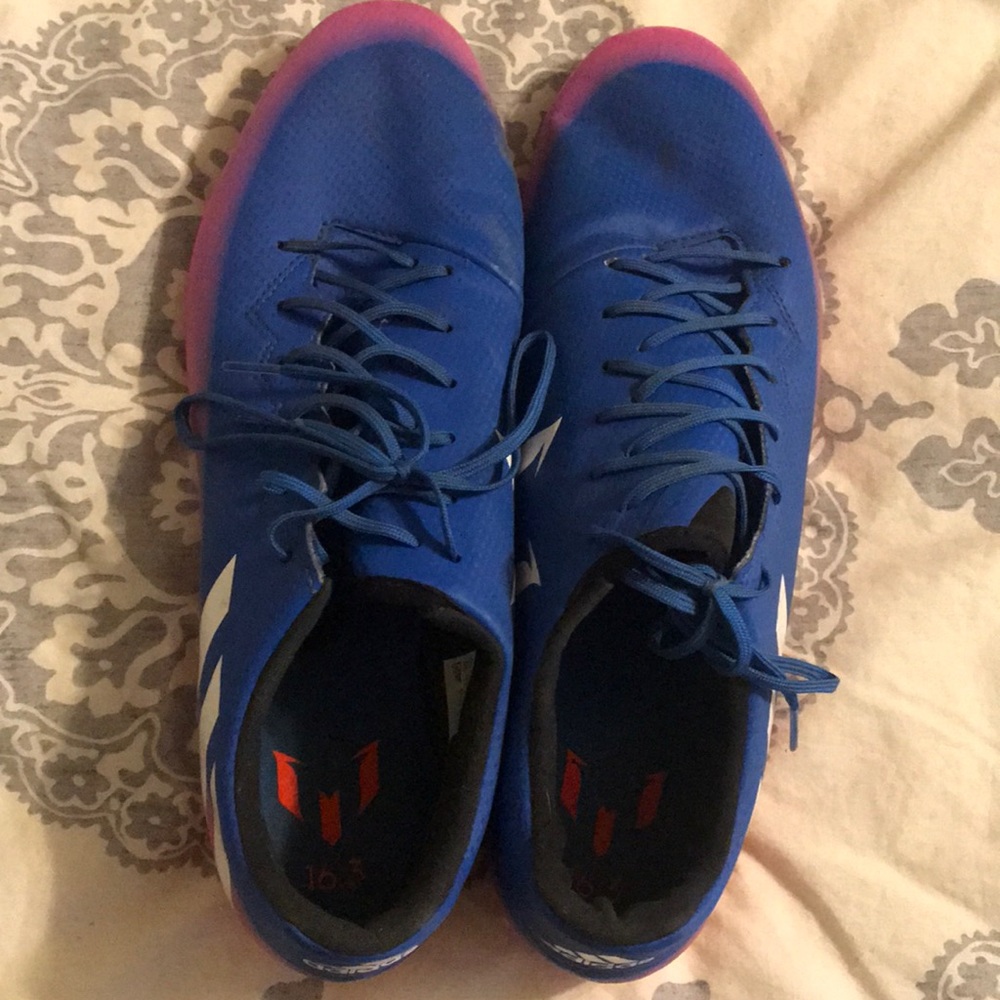 Adidas soccer shoes size 13